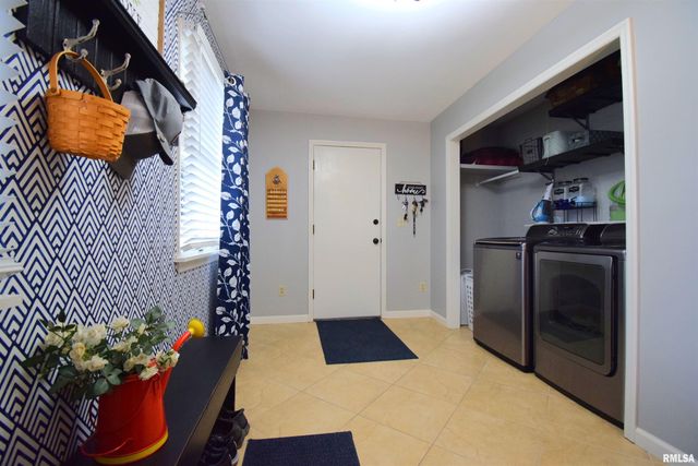 417 JAY Drive, Mt Vernon, IL 62864