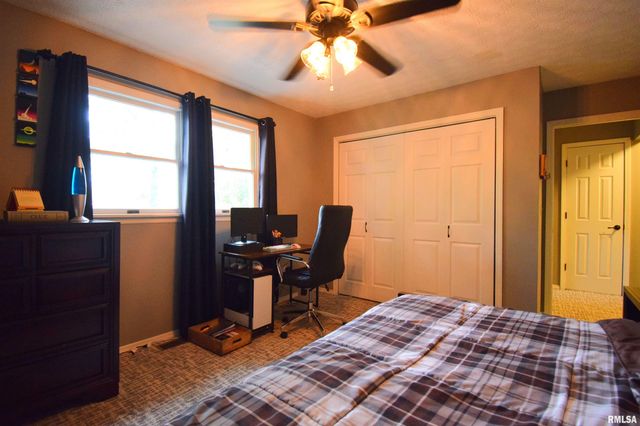 417 JAY Drive, Mt Vernon, IL 62864