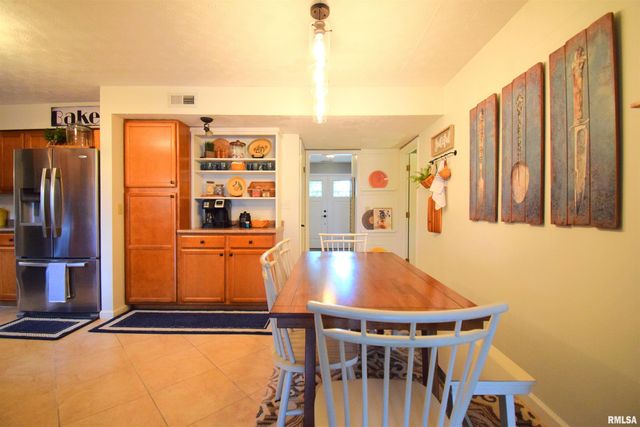 417 JAY Drive, Mt Vernon, IL 62864