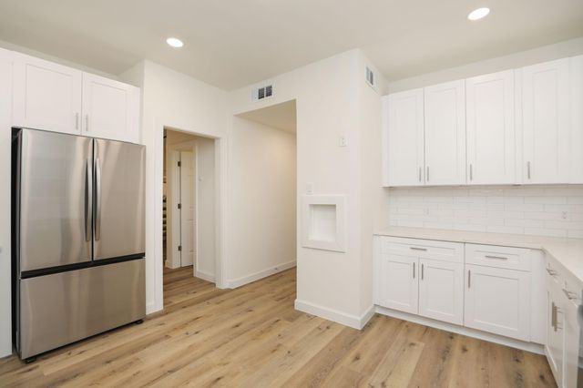 1115 Augusta Drive A2, Houston, TX 77057