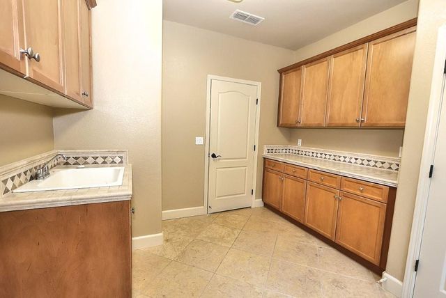 1739 Wortell Dr, Lincoln, CA 95648