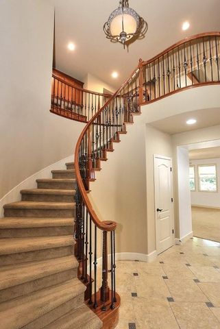 1739 Wortell Dr, Lincoln, CA 95648