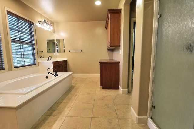 1739 Wortell Dr, Lincoln, CA 95648
