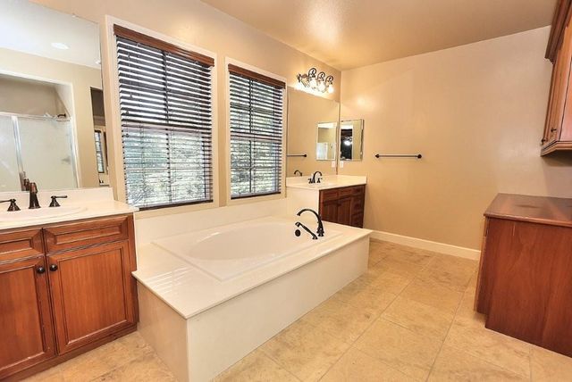 1739 Wortell Dr, Lincoln, CA 95648