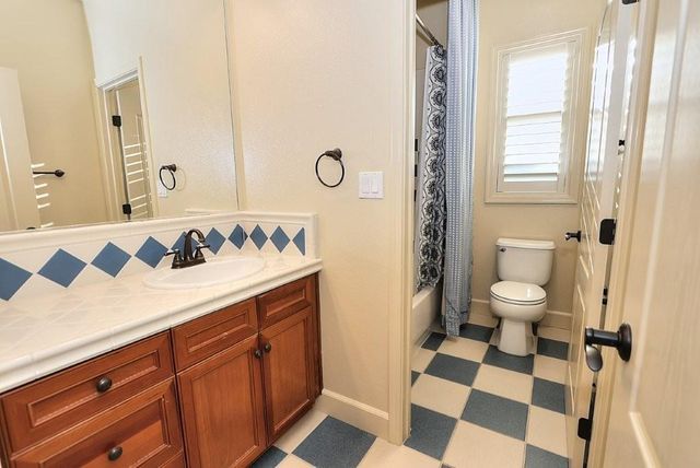 1739 Wortell Dr, Lincoln, CA 95648