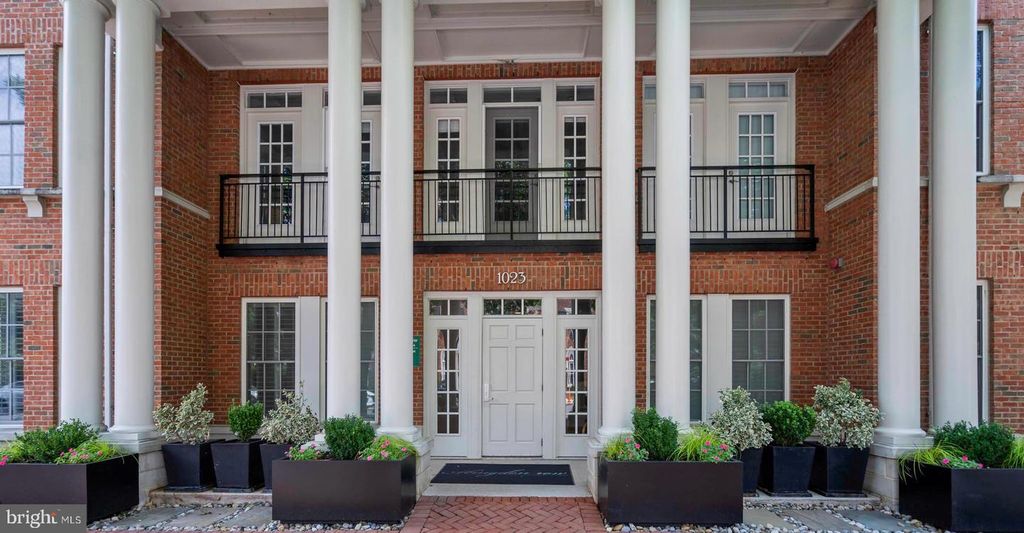 1023 N ROYAL ST #217, Alexandria, VA 22314