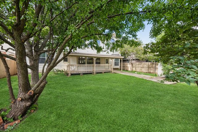 4512 Stone Mountain Drive, Fort Worth, TX 76123