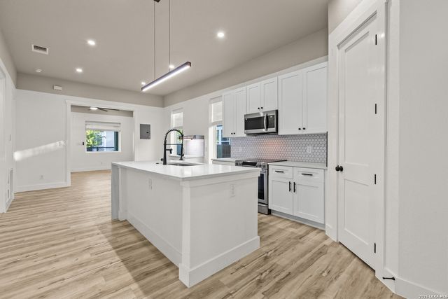 1227 BURNET ST, San Antonio, TX 78202