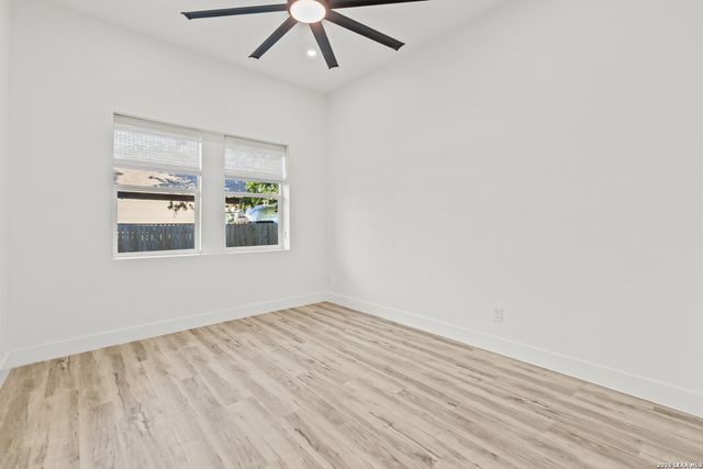1227 BURNET ST, San Antonio, TX 78202