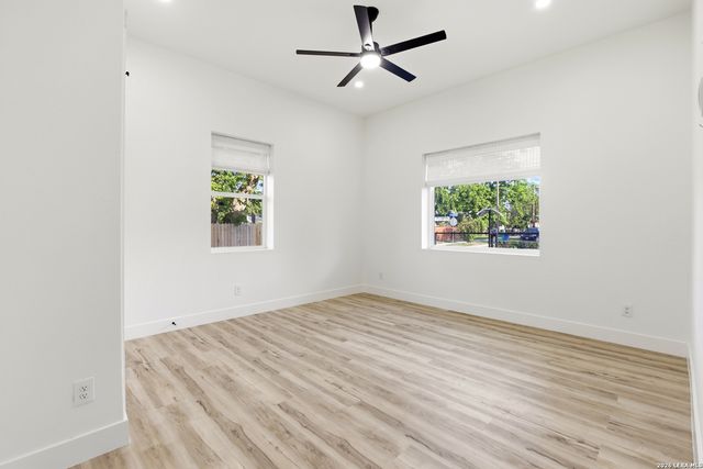 1227 BURNET ST, San Antonio, TX 78202