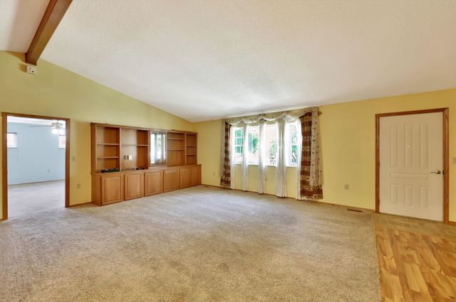 3402 Timber Rd, Augusta, KS 67010