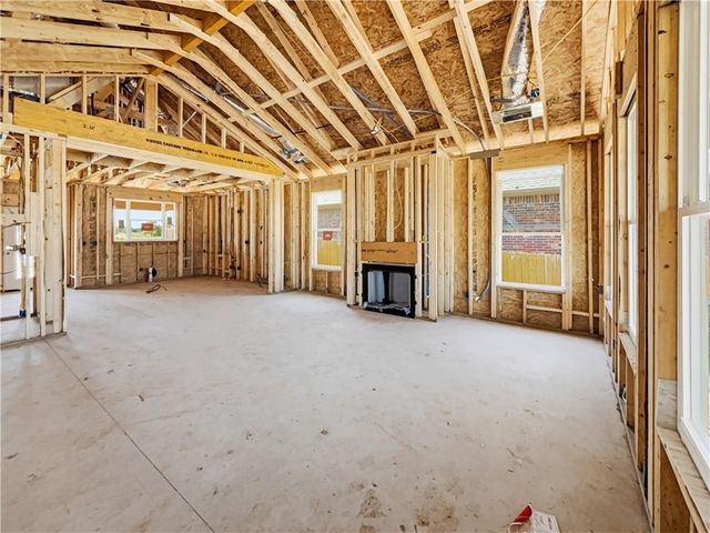 6805 Basswood Avenue, Bentonville, AR 72713