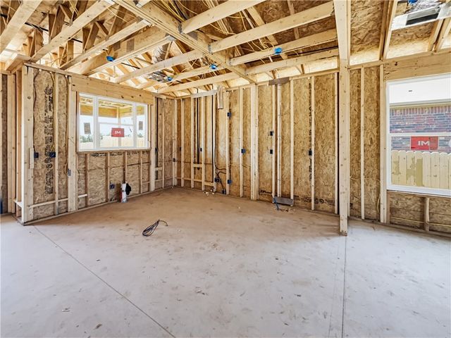 6805 Basswood Avenue, Bentonville, AR 72713