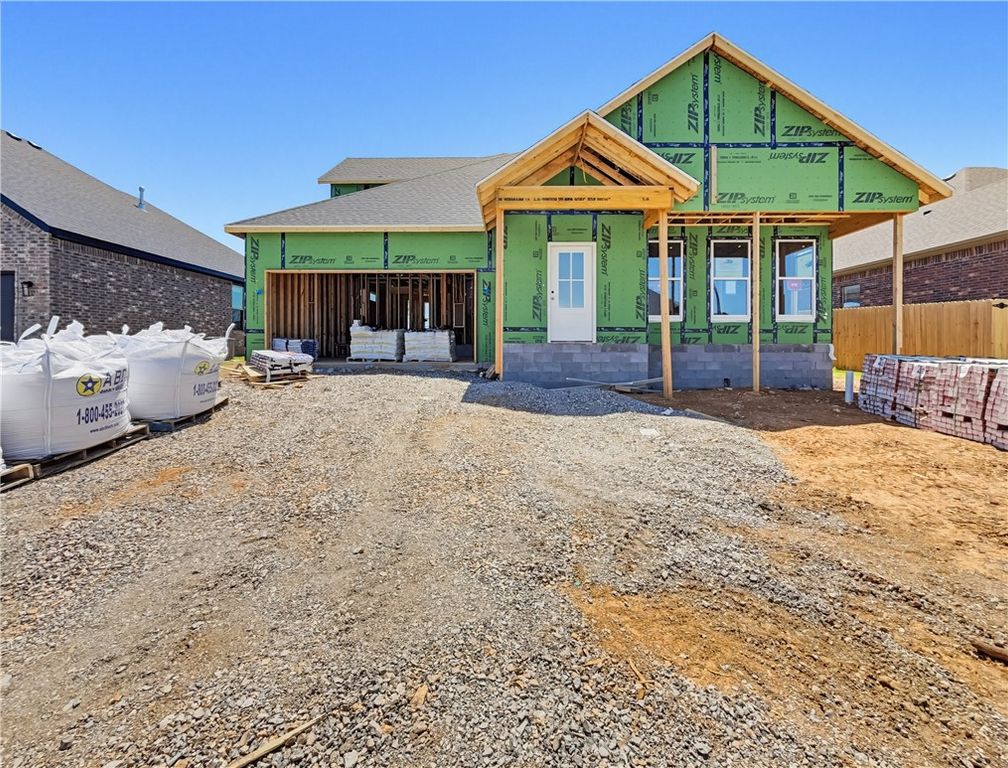 6805 Basswood Avenue, Bentonville, AR 72713