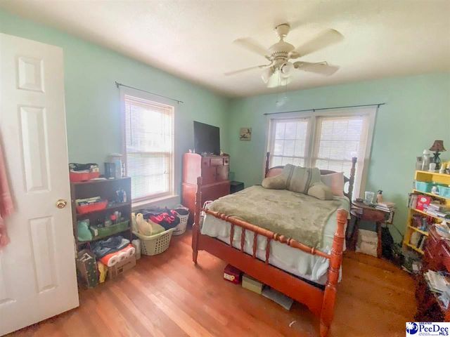 222 Hicks Rd, Coward, SC 29530