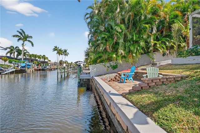 1305 SE 29th TER, Cape Coral, FL 33904