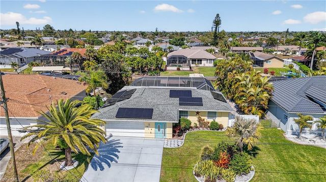 1305 SE 29th TER, Cape Coral, FL 33904