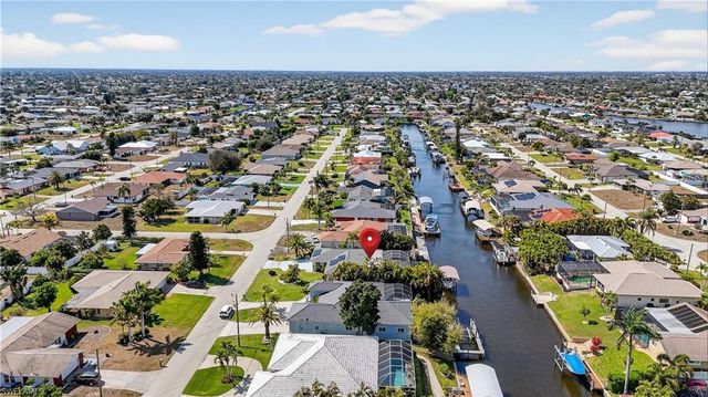 1305 SE 29th TER, Cape Coral, FL 33904