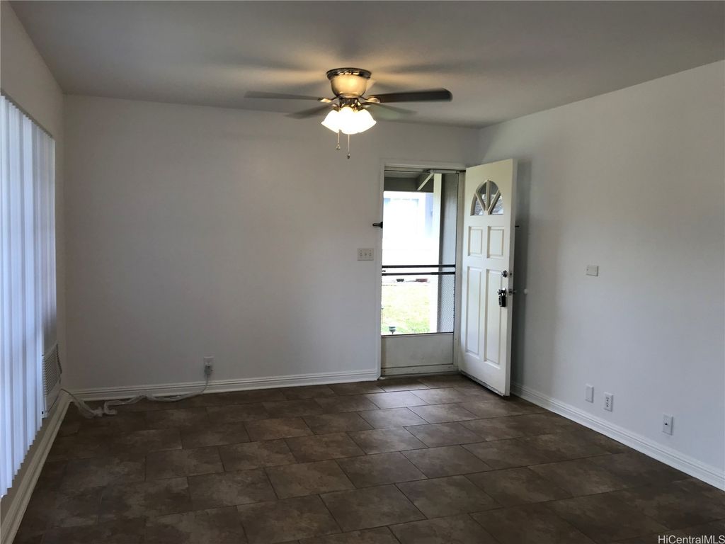 94-1374 Kulewa Loop 12A, Waipahu, HI 96797