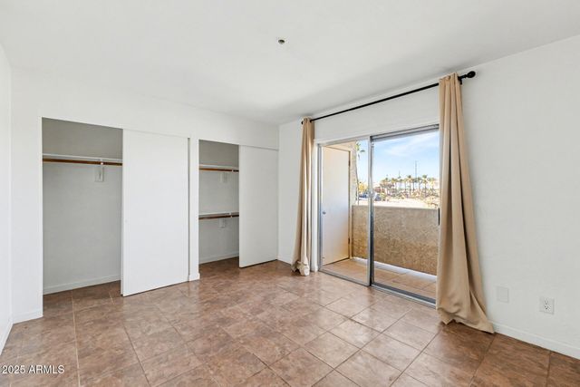 12123 W BELL Road 211, Surprise, AZ 85378