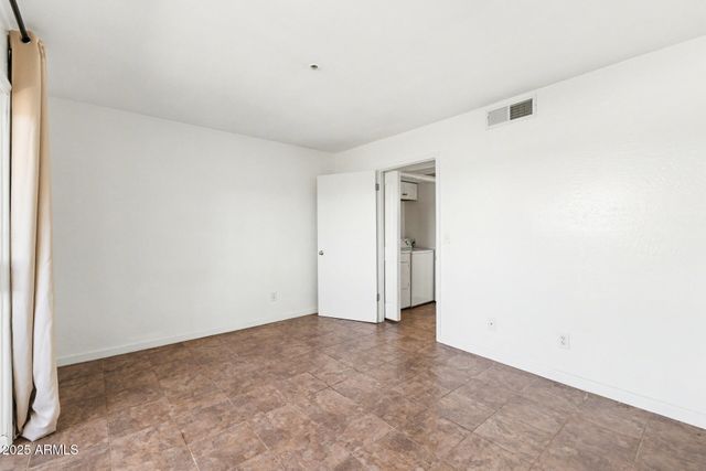 12123 W BELL Road 211, Surprise, AZ 85378