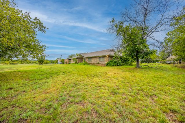4525 White Settlement Road, Weatherford, TX 76087