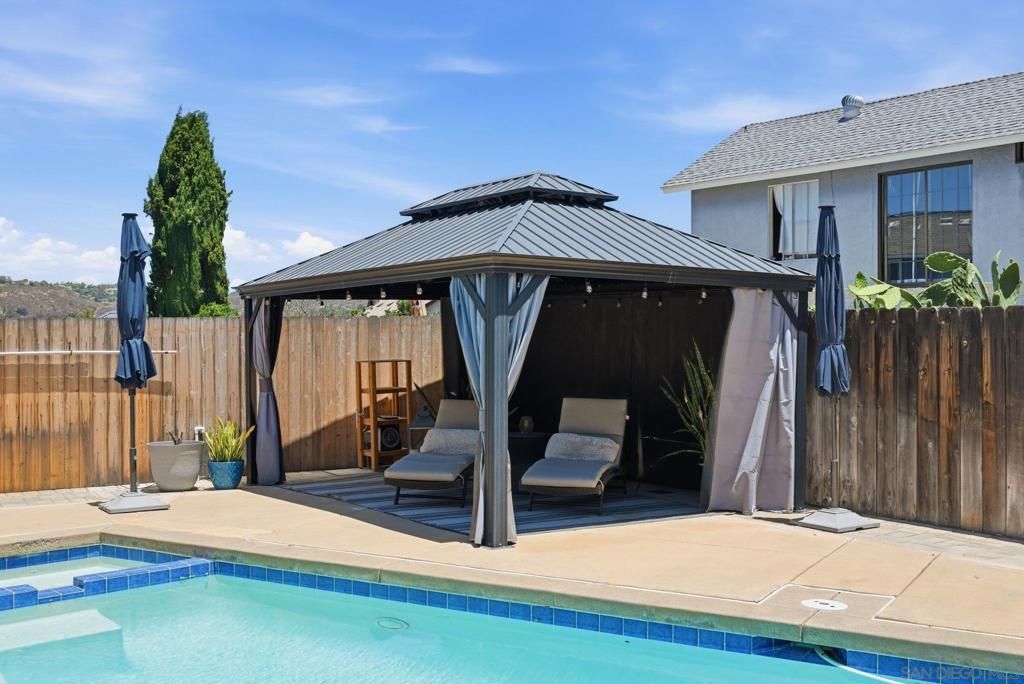 Image 27 of property listing at 12909 Margate Ave, Poway, CA 92064