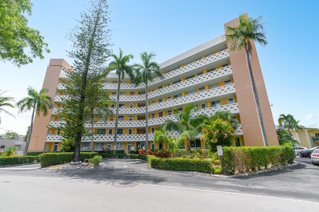 2400 NE 9th St 501, Fort Lauderdale, FL 33304