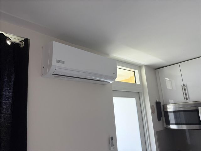 2400 NE 9th St 501, Fort Lauderdale, FL 33304