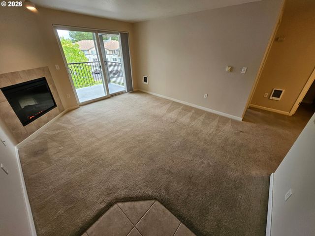 720 Nw 185TH Ave 306, Beaverton, OR 97006