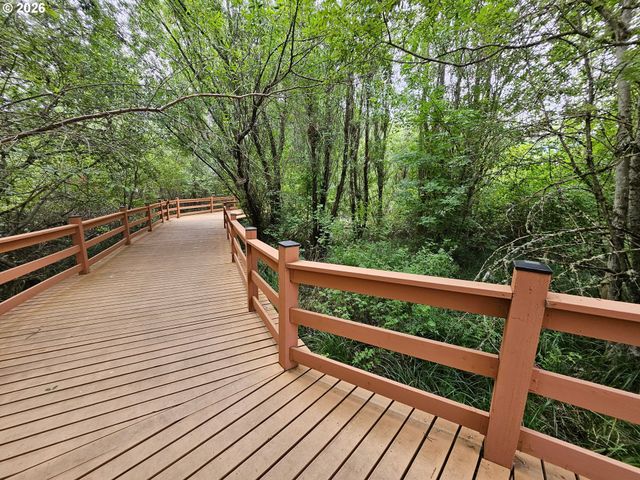 720 Nw 185TH Ave 306, Beaverton, OR 97006