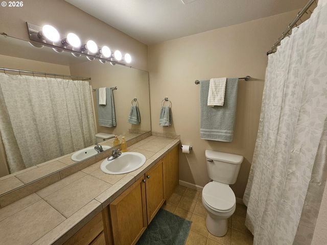 720 Nw 185TH Ave 306, Beaverton, OR 97006