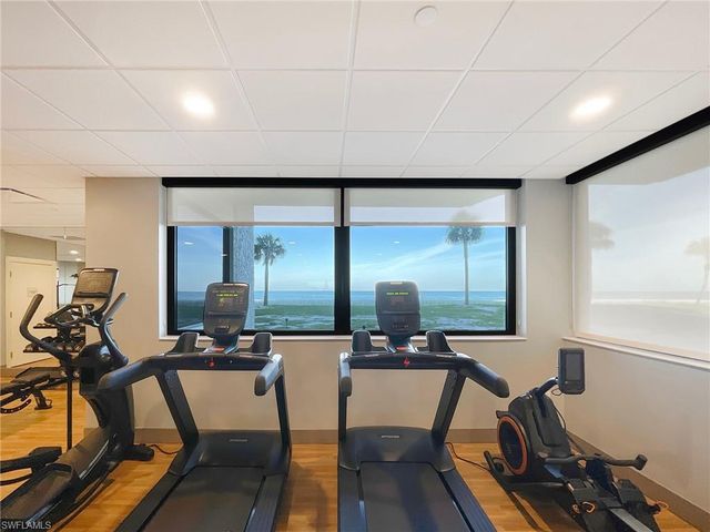 4005 Gulf Shore BLVD N 904, Naples, FL 34103