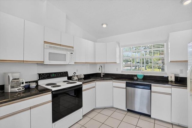 138 49TH COURT E, Palmetto, FL 34221