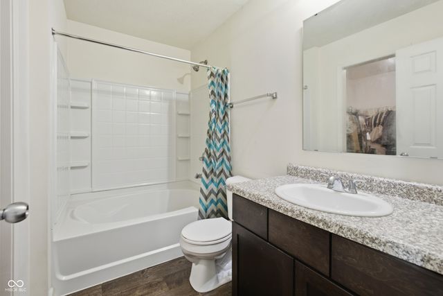 8038 Grove Berry Way, Indianapolis, IN 46239