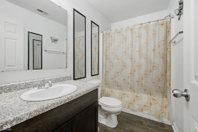 8038 Grove Berry Way, Indianapolis, IN 46239