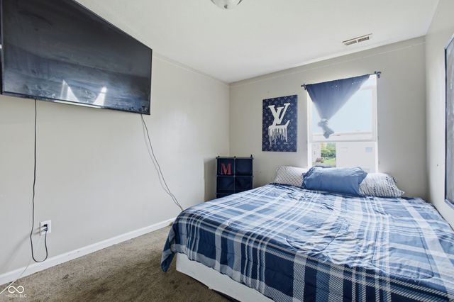8038 Grove Berry Way, Indianapolis, IN 46239