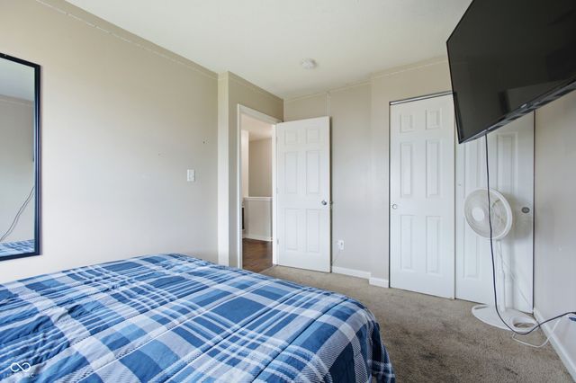 8038 Grove Berry Way, Indianapolis, IN 46239