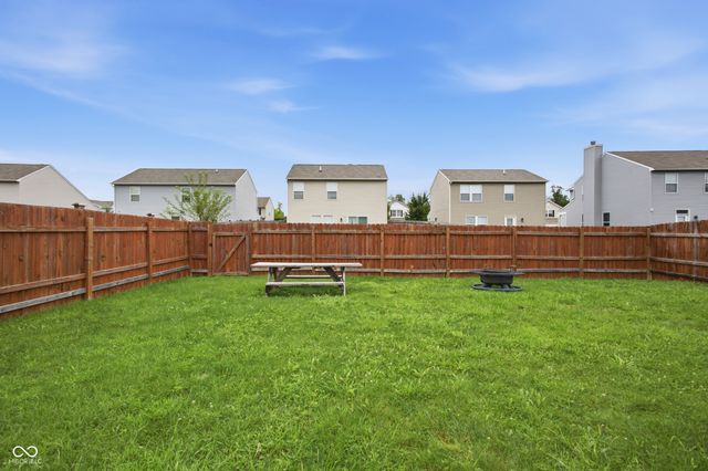 8038 Grove Berry Way, Indianapolis, IN 46239