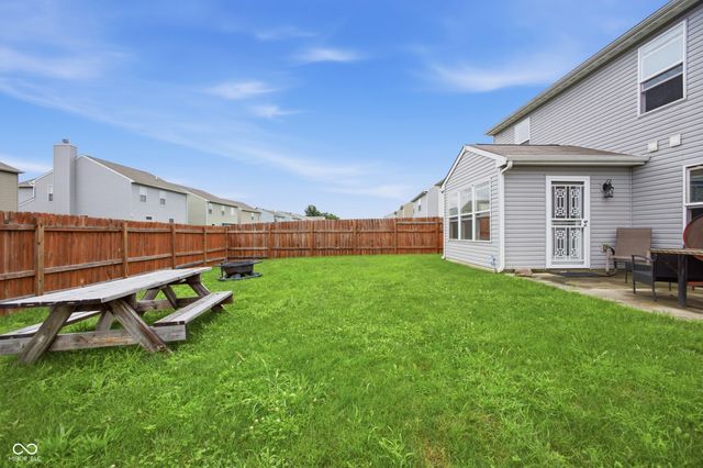 8038 Grove Berry Way, Indianapolis, IN 46239