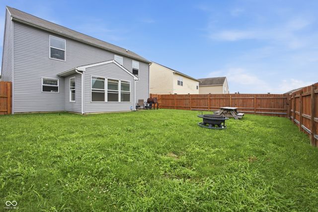 8038 Grove Berry Way, Indianapolis, IN 46239