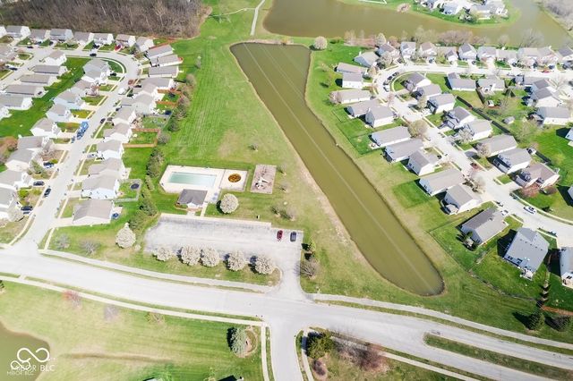 8038 Grove Berry Way, Indianapolis, IN 46239