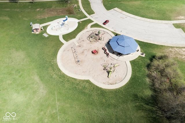 8038 Grove Berry Way, Indianapolis, IN 46239