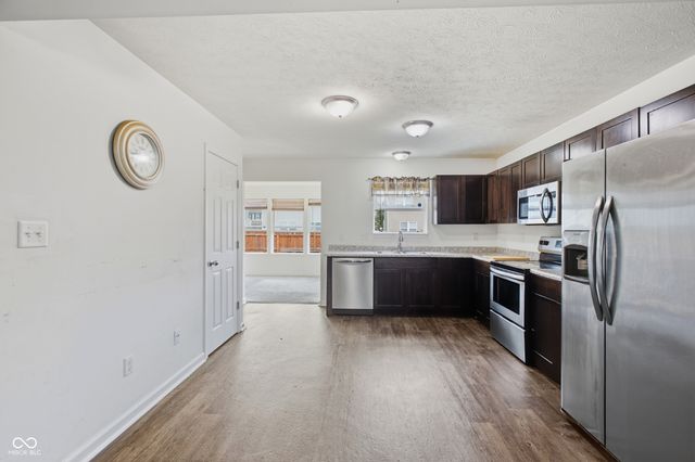 8038 Grove Berry Way, Indianapolis, IN 46239