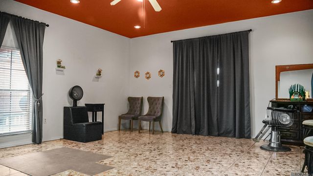 59460 Sexton Dr, Plaquemine, LA 70764