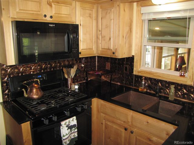 233 Tressel Trl, Hartsel, CO 80449