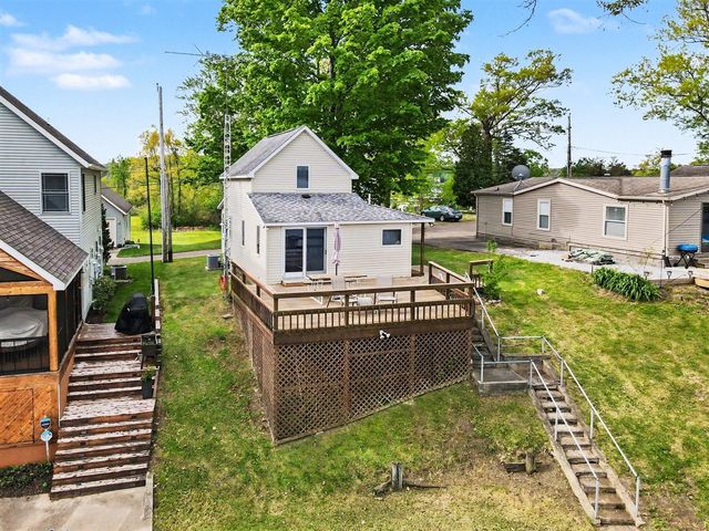 51624 Fish Lake Drive, Marcellus, MI 49067