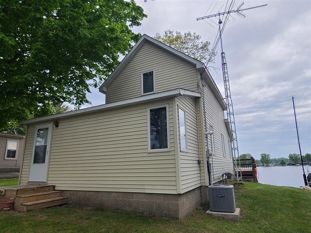 51624 Fish Lake Drive, Marcellus, MI 49067