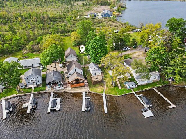 51624 Fish Lake Drive, Marcellus, MI 49067