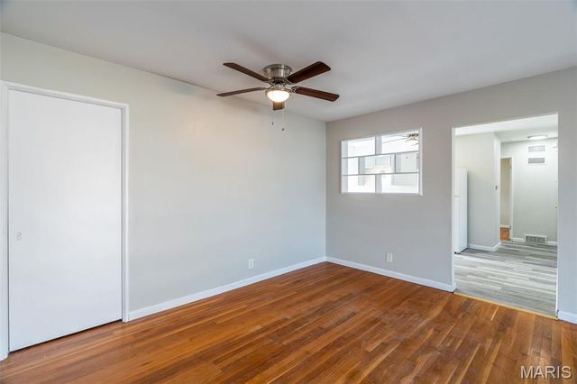 1688 Maldon Lane, St Louis, MO 63136